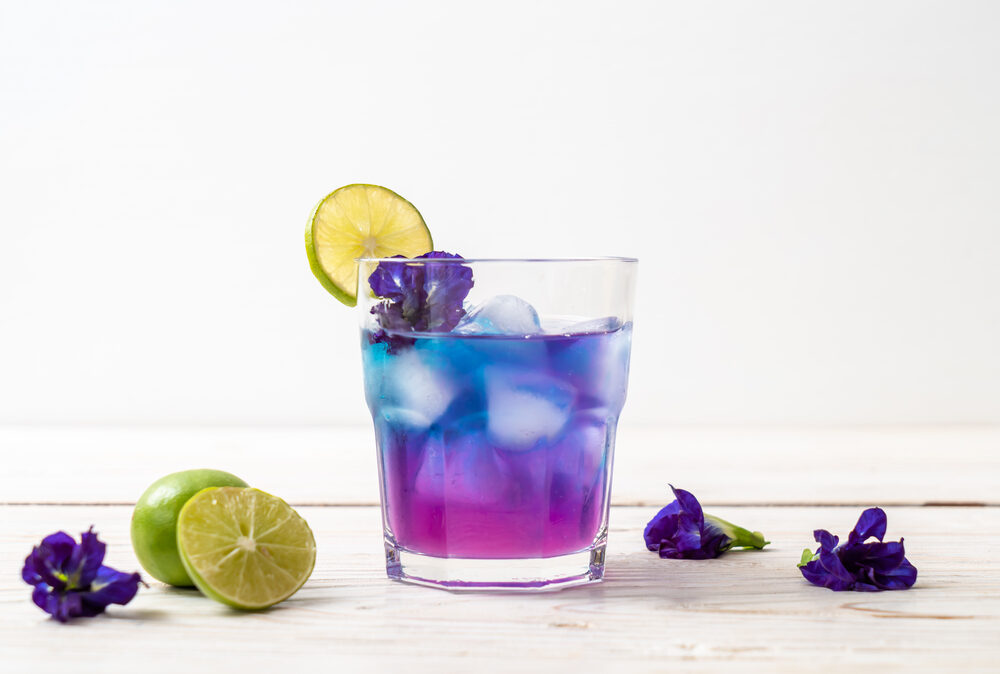 butterfly-pea-juice-with-lime